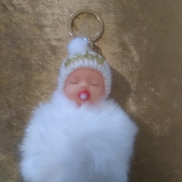 Furry baby tag alongs - Picture 4 of 10